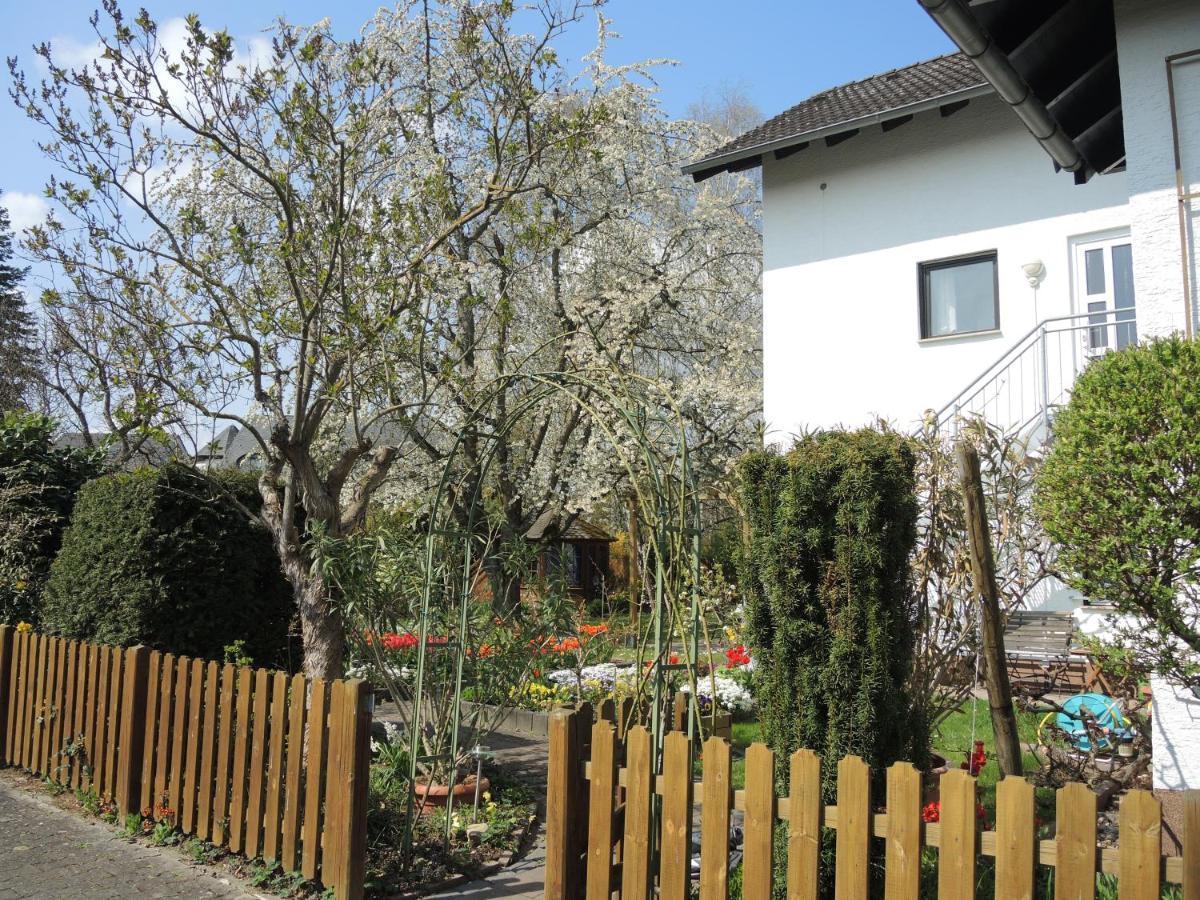 Apartement Am Kirschbaum Mommenheim エクステリア 写真